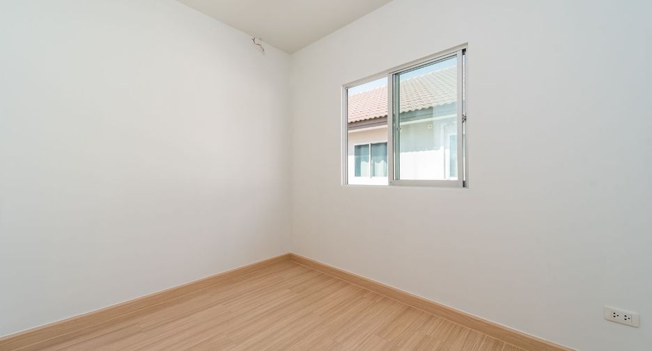 Reihenhaus zum Kauf mit 3 Zimmer in Khlong Sam Wa, Bangkok