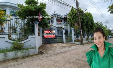 For sale 5 bed house in Bang Na, Bangkok