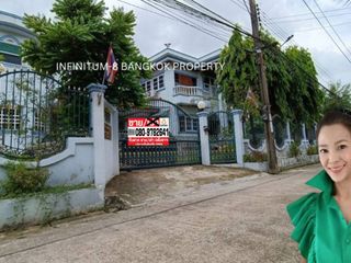 For sale 5 Beds house in Bang Na, Bangkok
