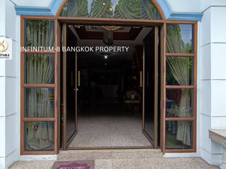 For sale 5 Beds house in Bang Na, Bangkok