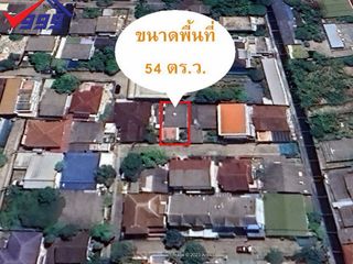 For sale 3 Beds house in Huai Khwang, Bangkok