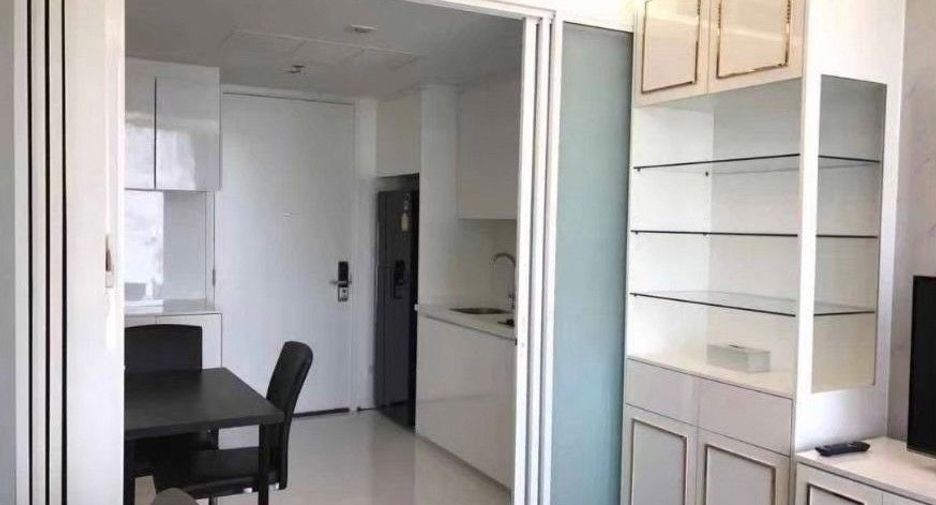 For sale 1 bed condo in Sathon, Bangkok