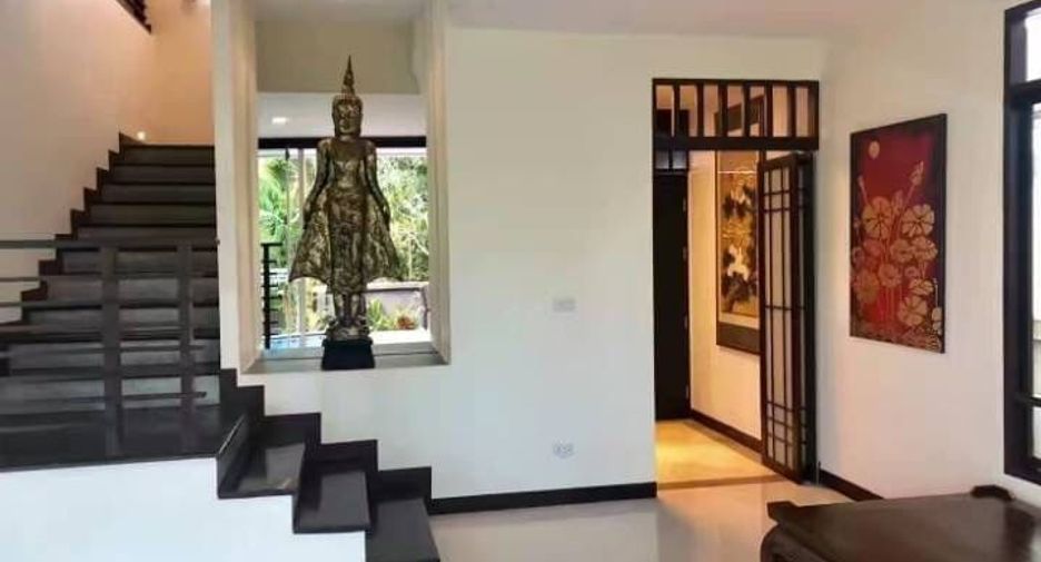 For sale 5 bedrooms villa in Mueang Phuket, Phuket