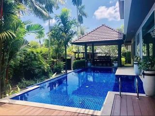 For sale 5 bedrooms villa in Mueang Phuket, Phuket