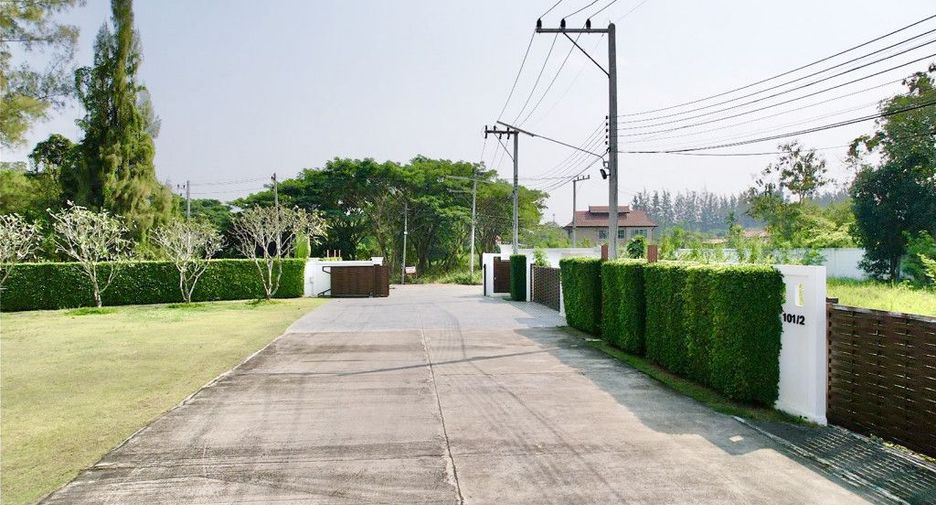 For sale land in Saraphi, Chiang Mai