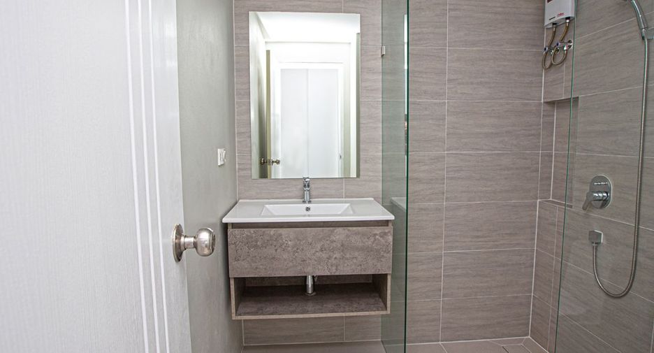 For sale 1 Beds condo in Klaeng, Rayong