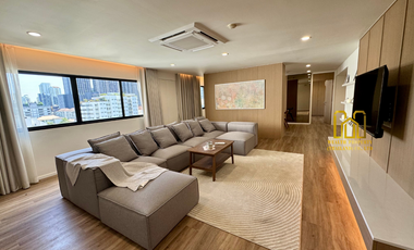 For rent 4 bed condo in Watthana, Bangkok