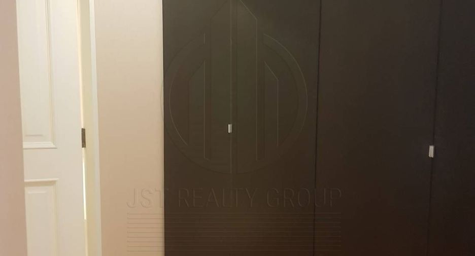 For rent and for sale 2 bedrooms condo in Watthana, Bangkok