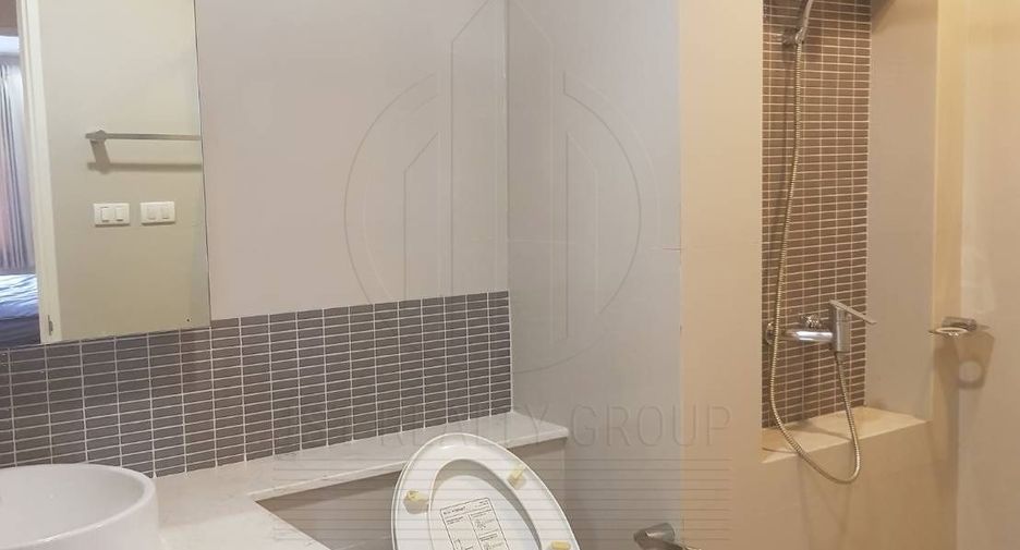 For rent and for sale 2 bedrooms condo in Watthana, Bangkok