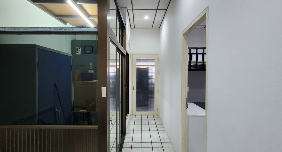 Reihenhaus zur Miete mit 3 Zimmer in Bang Kho Laem, Bangkok