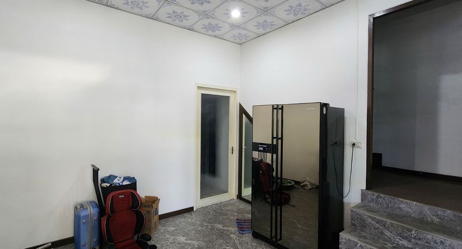 Reihenhaus zur Miete mit 3 Zimmer in Bang Kho Laem, Bangkok