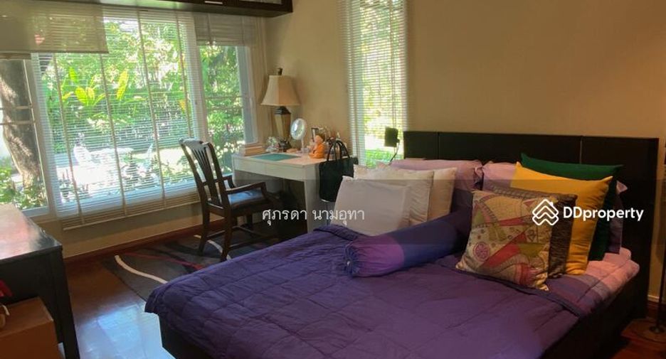 À vendre 5 chambres maison à Lat Phrao, Bangkok