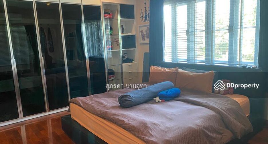 À vendre 5 chambres maison à Lat Phrao, Bangkok