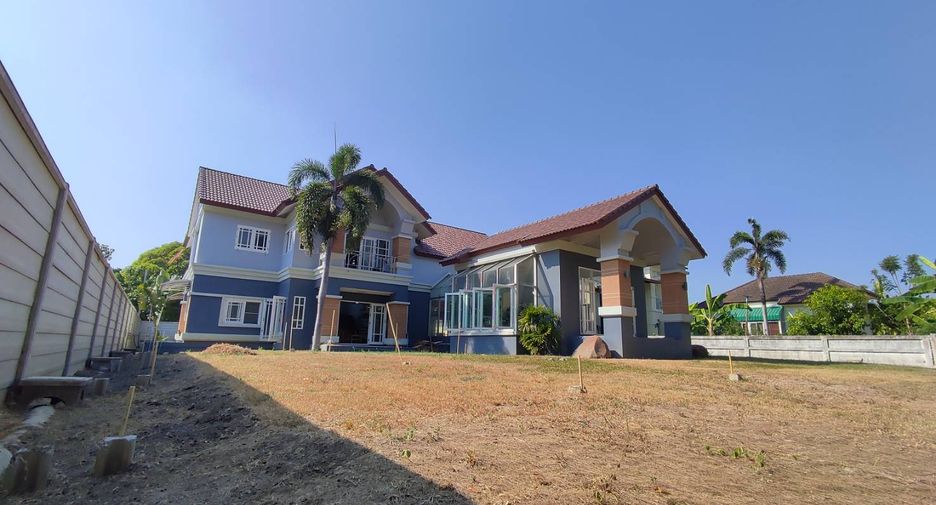 For sale 4 bed house in Nakhon Chai Si, Nakhon Pathom