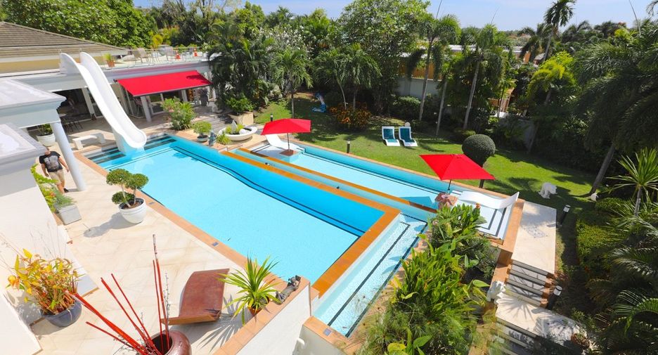 For sale 8 bed house in Bang Lamung, Chonburi