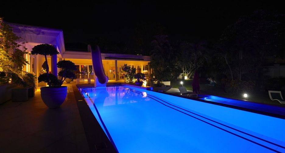 For sale 8 bed house in Bang Lamung, Chonburi