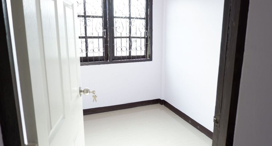 Haus zum Kauf mit 3 Zimmer in Thawi Watthana, Bangkok