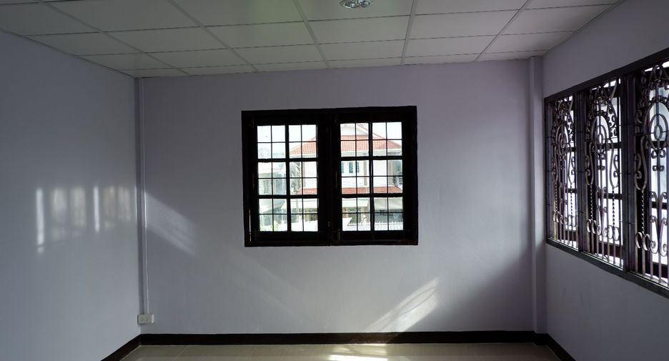 Haus zum Kauf mit 3 Zimmer in Thawi Watthana, Bangkok
