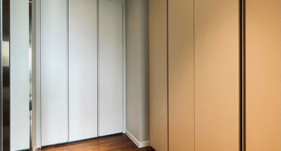 For rent 1 bed condo in Pathum Wan, Bangkok