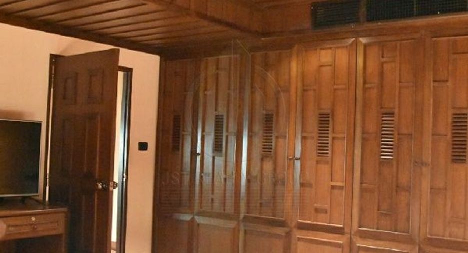 Аренда и продажа 2 спальни кондо в Сатхон, Бангкок
