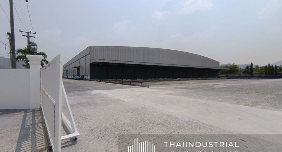 For rent warehouse in Ban Bueng, Chonburi