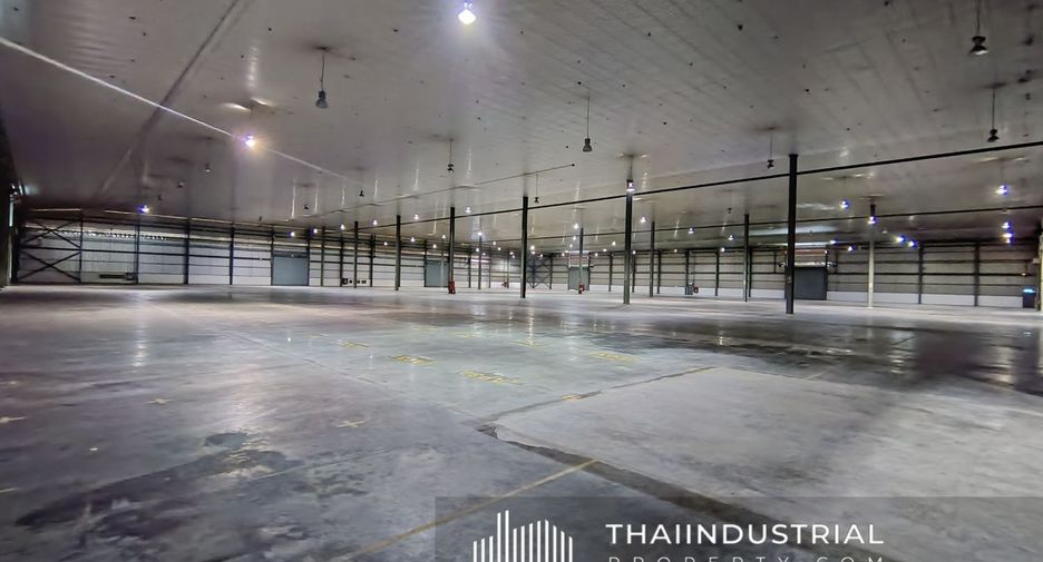 For rent warehouse in Ban Bueng, Chonburi