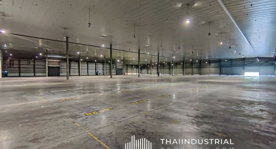 For rent warehouse in Ban Bueng, Chonburi