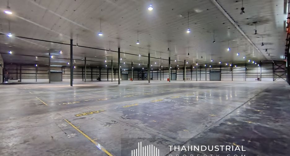 For rent warehouse in Ban Bueng, Chonburi