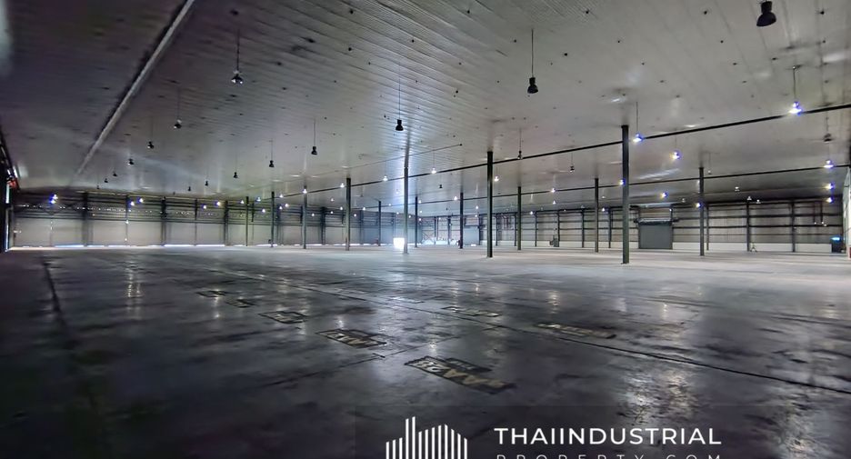 For rent warehouse in Ban Bueng, Chonburi