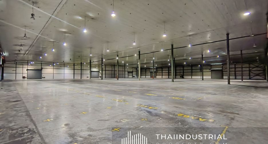 For rent warehouse in Ban Bueng, Chonburi
