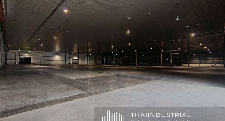 For rent warehouse in Ban Bueng, Chonburi