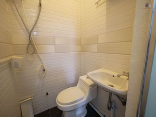For sale 4 bed retail Space in Khlong San, Bangkok