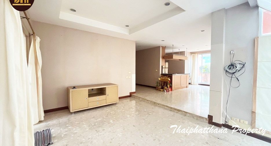 For rent and for sale 6 bed house in Bang Yai, Nonthaburi