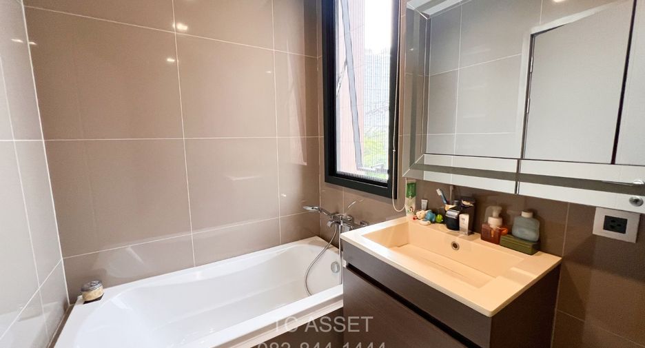 For sale 3 bedrooms condo in Suan Luang, Bangkok