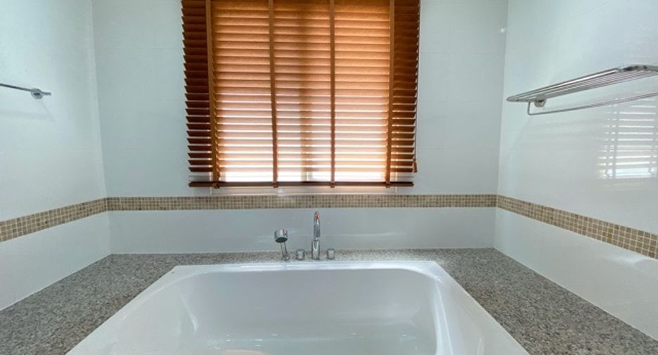 For sale 3 bedrooms house in San Sai, Chiang Mai