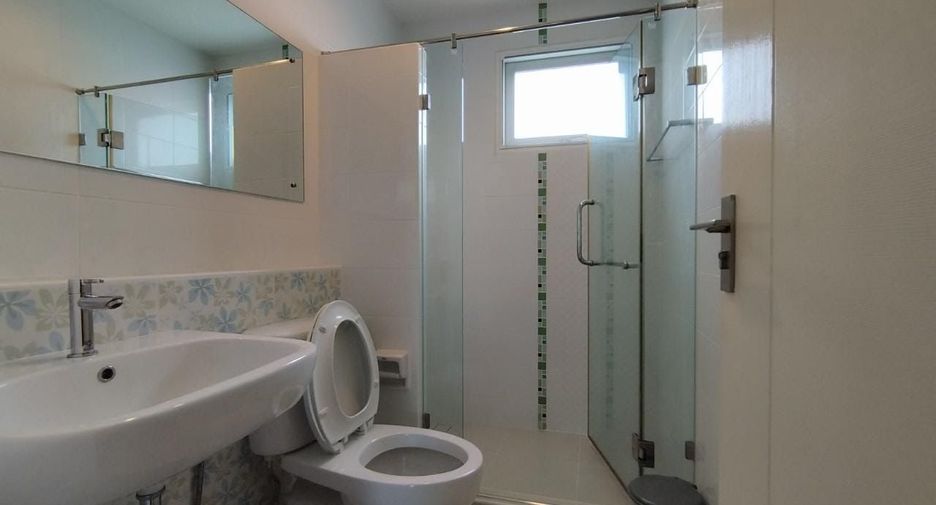 À vendre 3 chambres maison à Bang Sao Thong, Samut Prakan