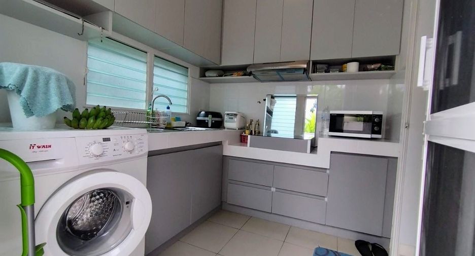 À vendre 3 chambres maison à Bang Sao Thong, Samut Prakan