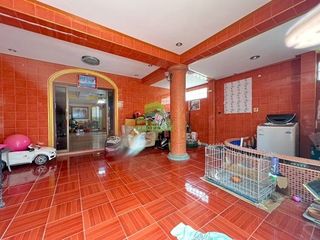 À vendre 2 chambres maison de ville à Sam Phran, Nakhon Pathom