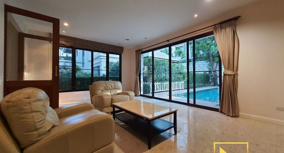 For rent 3 bed house in Sathon, Bangkok