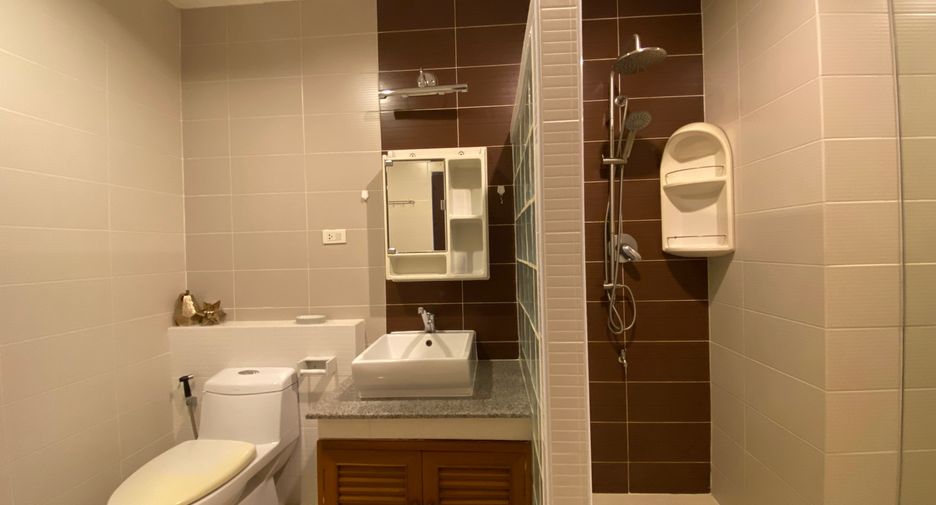 For sale 2 bedrooms condo in Mueang Chiang Mai, Chiang Mai