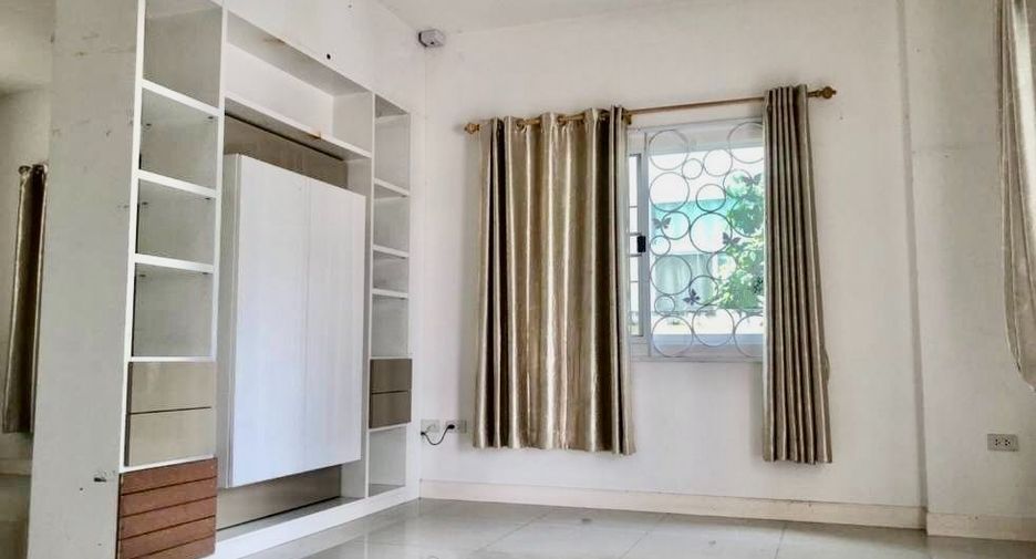 For sale 3 bedrooms house in Tha Takiap, Chachoengsao