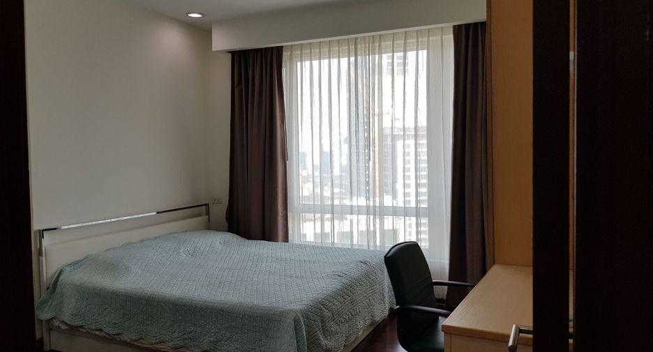 For rent and for sale 1 bed condo in Pathum Wan, Bangkok