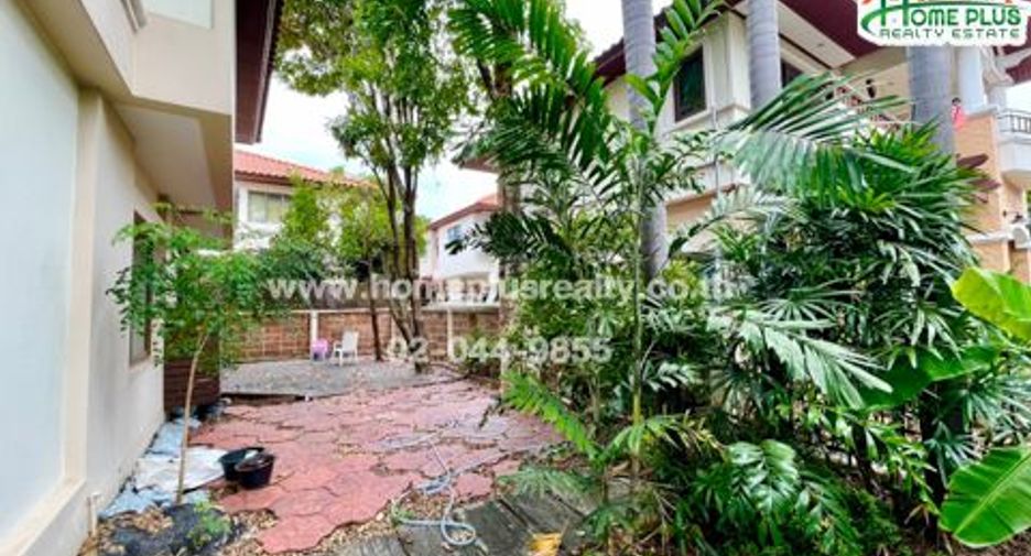 For sale 4 bedrooms house in Lat Krabang, Bangkok