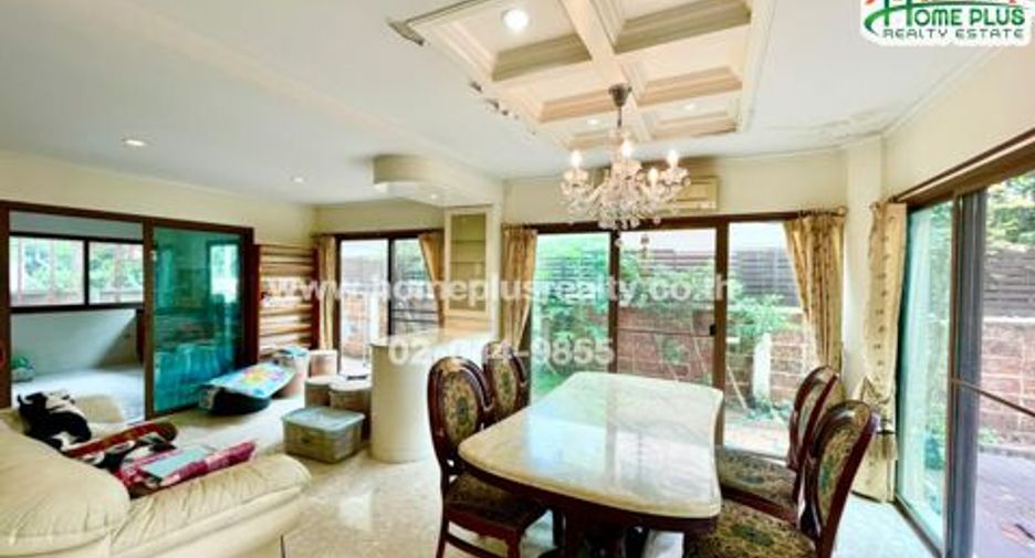 For sale 4 bedrooms house in Lat Krabang, Bangkok