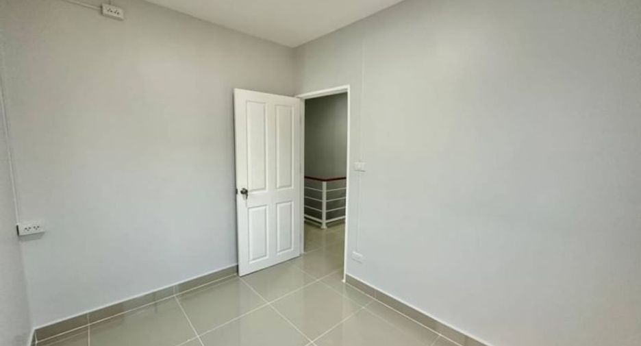 For sale 4 bed townhouse in Bang Yai, Nonthaburi
