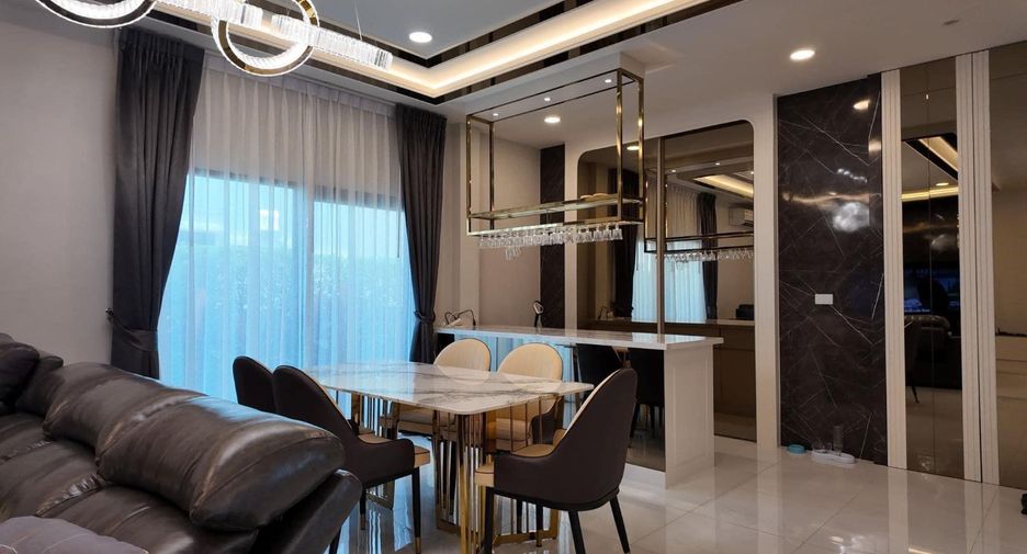 Casa en alquiler de 4 habitaciones en Bang Phli, Samut Prakan
