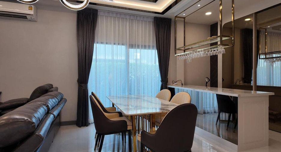 Casa en alquiler de 4 habitaciones en Bang Phli, Samut Prakan