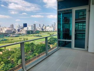 For rent and for sale 2 bedrooms condo in Pathum Wan, Bangkok