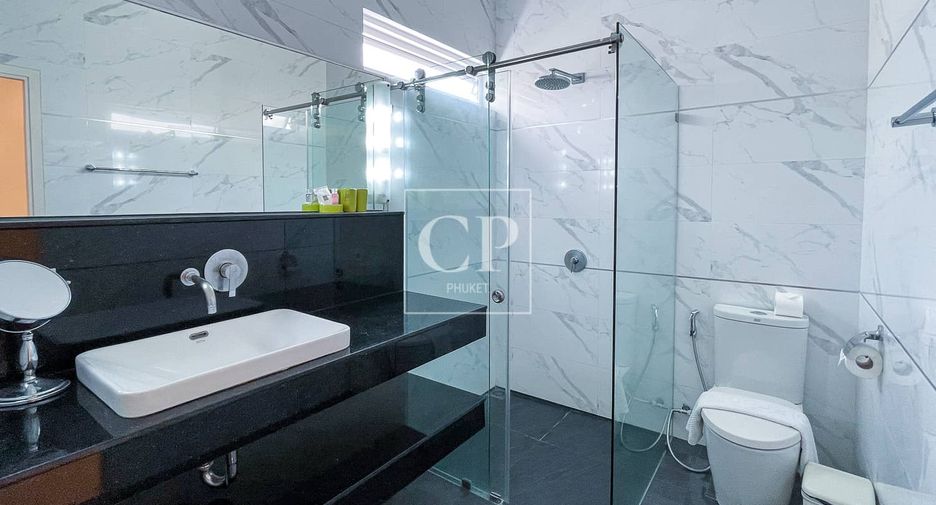 For sale 4 bedrooms condo in Mueang Phuket, Phuket