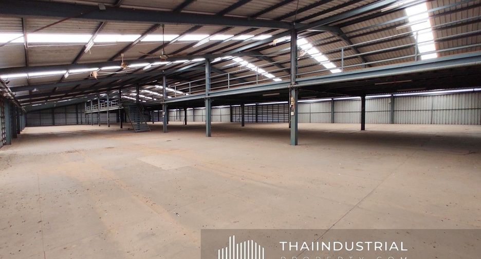 For rent warehouse in Lat Lum Kaeo, Pathum Thani